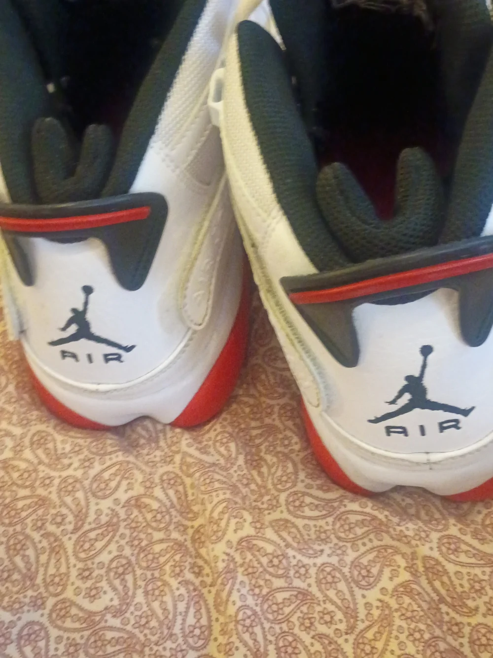 Jordan classic jordans